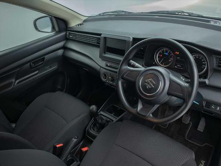 2026-Suzuki-Ertiga-15-GA_13