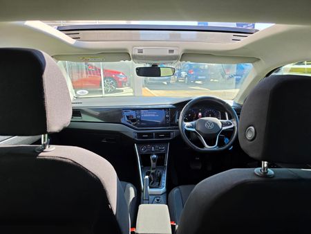 2022-Volkswagen-Polo-10-TSI-Life-Auto-DSG_15