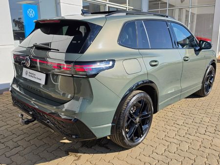 2026-Volkswagen-Tiguan-14TSI-R-Line_2