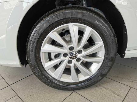 2026-Volkswagen-Polo-Vivo-14-Life_16