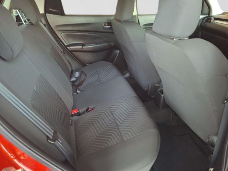 2021-Suzuki-Swift-12-GLX_16