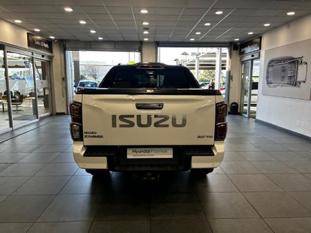 2022-Isuzu-D-Max-30-DDI-V-Cross-HR-Auto-Double-Cab_18