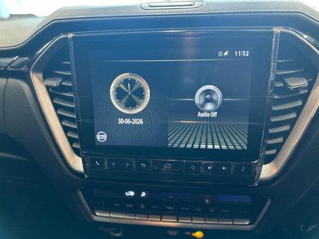 2022-Isuzu-D-Max-30-DDI-V-Cross-HR-Auto-Double-Cab_5