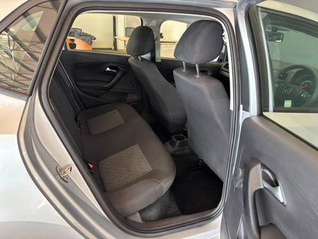 2024-Volkswagen-Polo-Vivo-16-Life_15