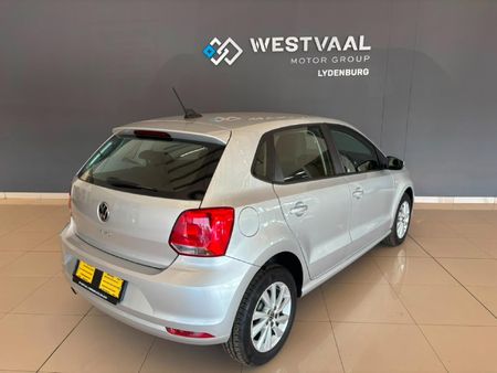 2024-Volkswagen-Polo-Vivo-16-Life_8