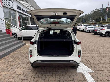 2024-Toyota-Urban-Cruiser-15-XS_6