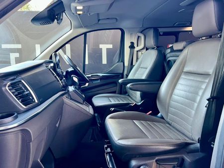 2024-Ford-Tourneo-Custom-LTD-20-TDCi-Auto-136KW_15