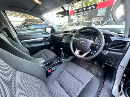 2021-Toyota-Hilux-24-GD-6-Raised-Body-Raider-Double-Cab_13