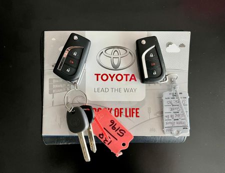 2021-Toyota-Hilux-24-GD-6-Raised-Body-Raider-Double-Cab_16