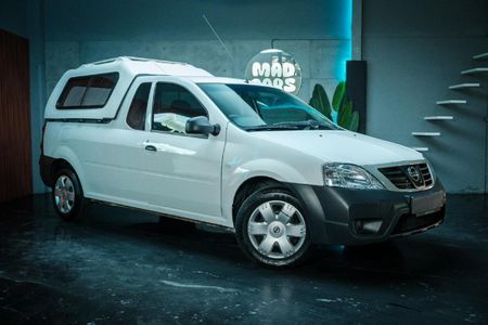2022-Nissan-NP200-16-AC-Safety-Pack_0
