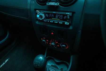 2022-Nissan-NP200-16-AC-Safety-Pack_13