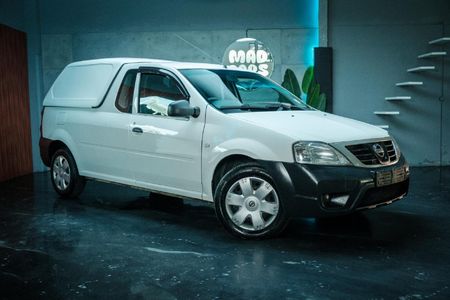 2020-Nissan-NP200-16-AC-Safety-Pack_0