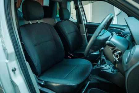 2020-Nissan-NP200-16-AC-Safety-Pack_17