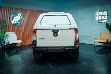 2020-Nissan-NP200-16-AC-Safety-Pack_3
