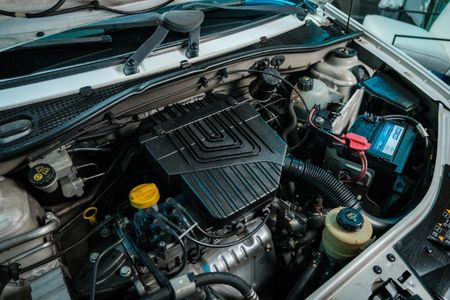 2020-Nissan-NP200-16-AC-Safety-Pack_8