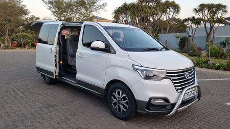 2020-Hyundai-H-1-Hyundai-H1-9-Seater-Auto-25-CRDi_14
