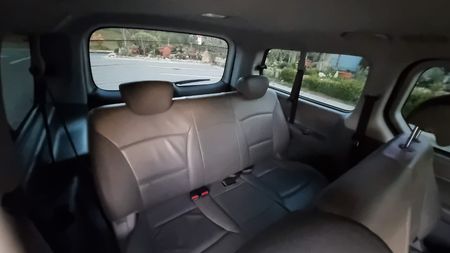 2020-Hyundai-H-1-Hyundai-H1-9-Seater-Auto-25-CRDi_17