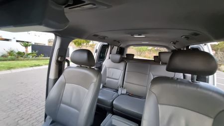 2020-Hyundai-H-1-Hyundai-H1-9-Seater-Auto-25-CRDi_24