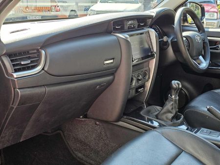 2024-Toyota-Fortuner-24-GD-6-RB_11