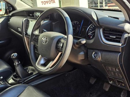 2024-Toyota-Fortuner-24-GD-6-RB_21