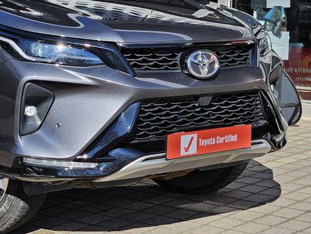 2024-Toyota-Fortuner-24-GD-6-RB_8