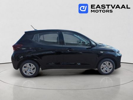 2026-Hyundai-Grand-i10-10-Motion_7
