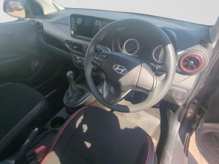 2026-Hyundai-Grand-i10-10-Motion_12
