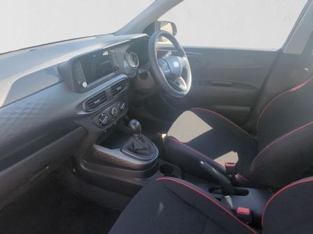 2026-Hyundai-Grand-i10-10-Motion_13