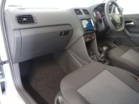 2026-Volkswagen-Polo-Vivo-14_25