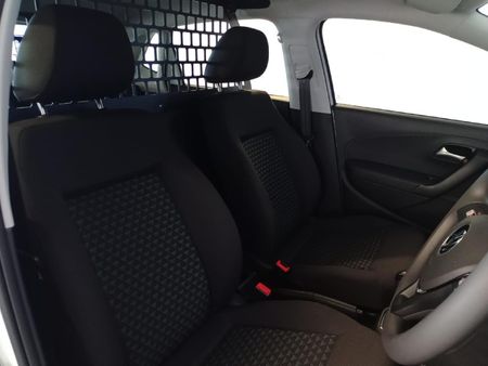 2026-Volkswagen-Polo-Vivo-14-Xpress-Panel-Van_24
