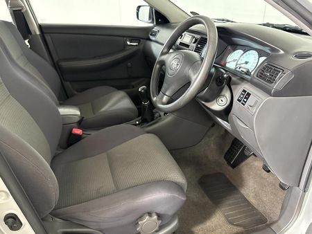 2007-Toyota-Corolla-160i-GLE_9