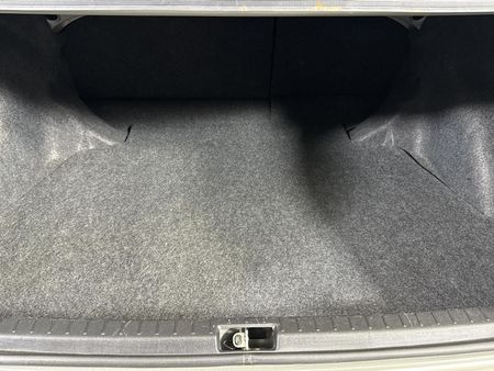 2007-Toyota-Corolla-160i-GLE_13