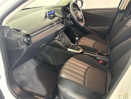 2019-Mazda-2-15-Active-5-dr_7