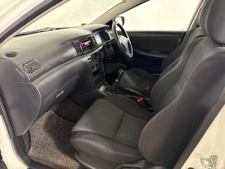 2002-Toyota-Corolla-140i_8