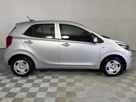 2021-Kia-Picanto-10-Street_16