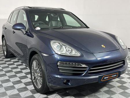 2012-Porsche-Cayenne-S-Auto_17