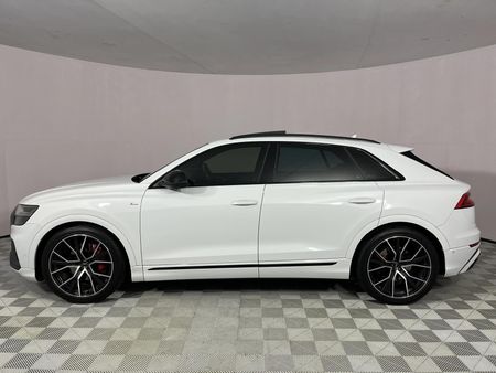 2019-Audi-Q8-45-TDI-quattro-Auto_17