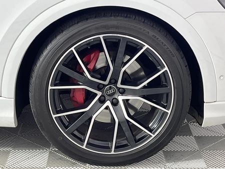 2019-Audi-Q8-45-TDI-quattro-Auto_4