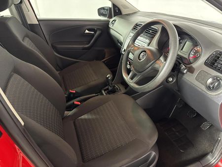2021-Volkswagen-Polo-Vivo-14-Trendline-5-dr_9