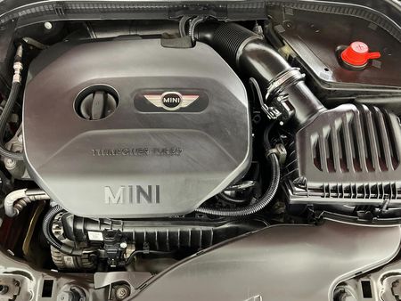 2016-MINI-Hatch-Cooper-5-dr_12