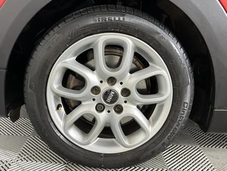 2016-MINI-Hatch-Cooper-5-dr_4