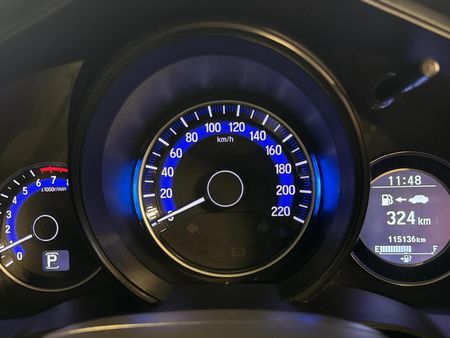 2016-Honda-Jazz-12-Comfort-Auto_2