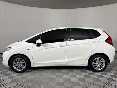 2016-Honda-Jazz-12-Comfort-Auto_8