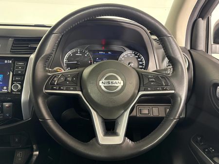 2024-Nissan-Navara-25-DDTi-LE-Plus-Auto-Double-Cab_10