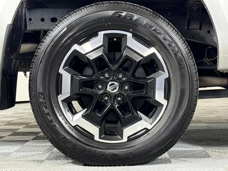 2024-Nissan-Navara-25-DDTi-LE-Plus-Auto-Double-Cab_7