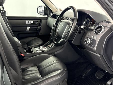 2015-Land-Rover-Discovery-4-30-TD-SD-V6-SE_9