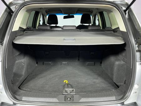 2015-Ford-Kuga-15-EcoBoost-Ambiente_13
