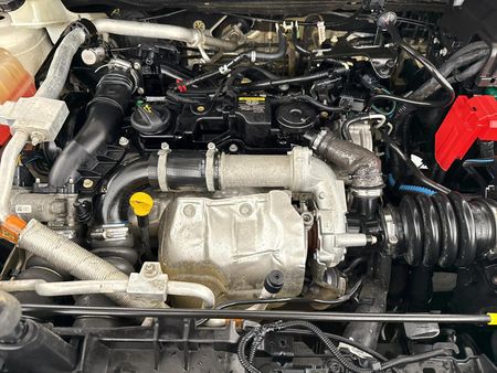 2016-Ford-EcoSport-15-TDCi-Titanium_12