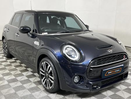 2021-MINI-Hatch-Cooper-S-5-dr-Auto_16