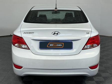2018-Hyundai-Accent-16-GL-Motion_14